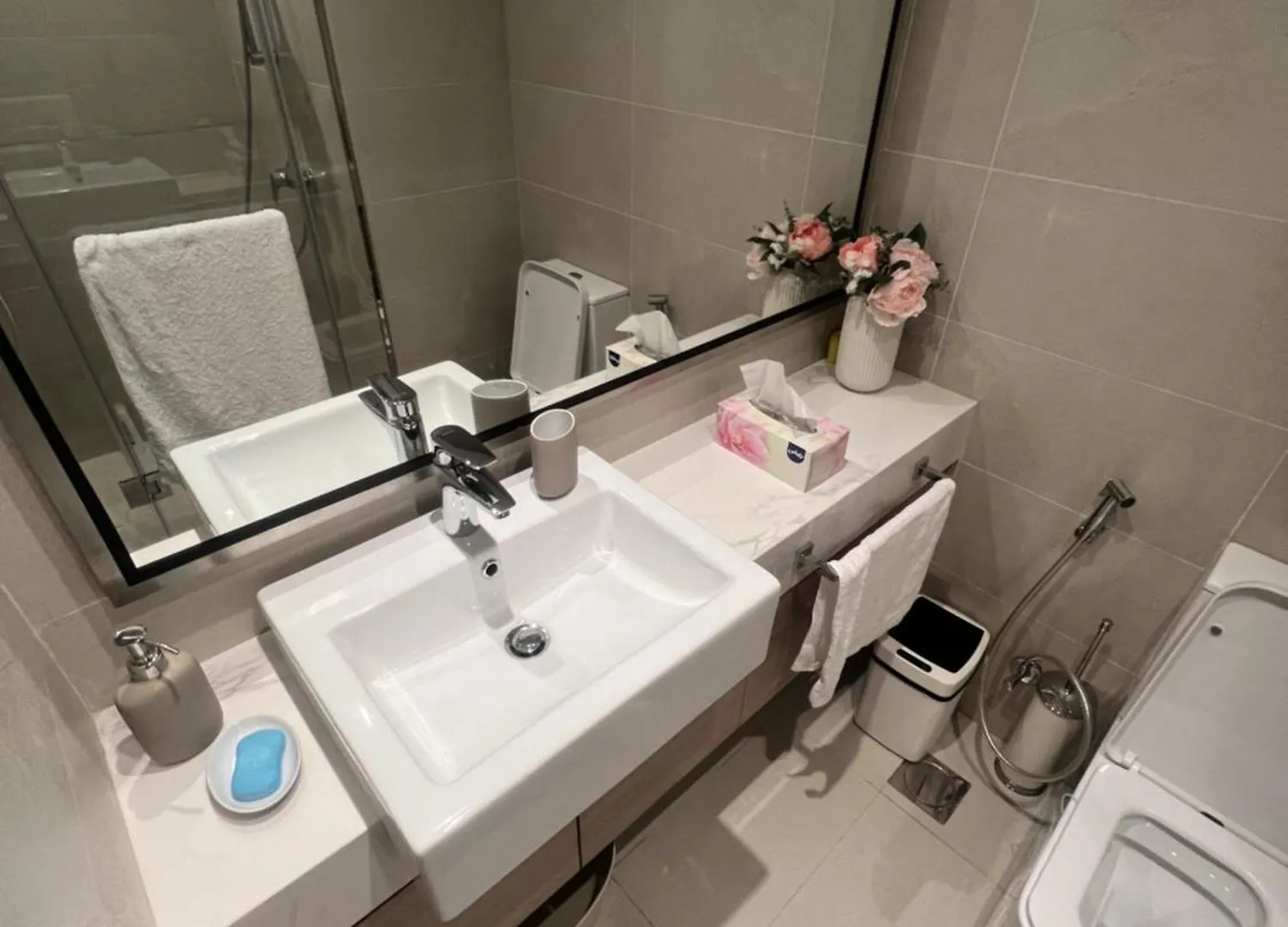 Luxury Studio Brand New With Highend Furnishings Dubai Apartment