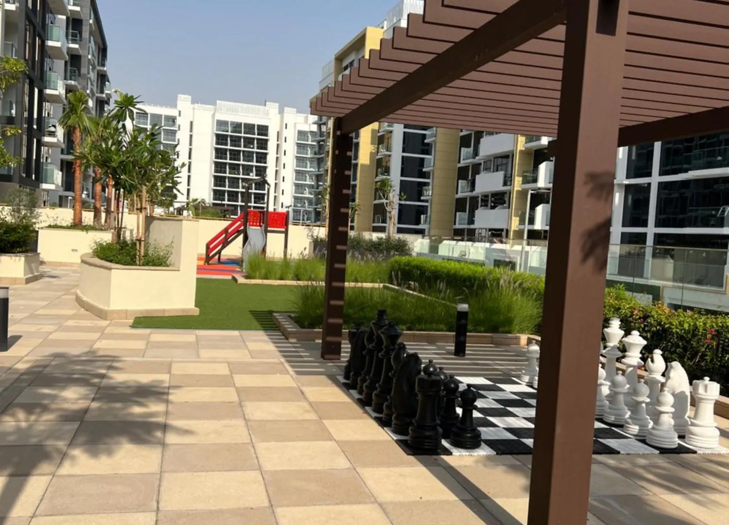 Luxury Studio Brand New With Highend Furnishings Dubai